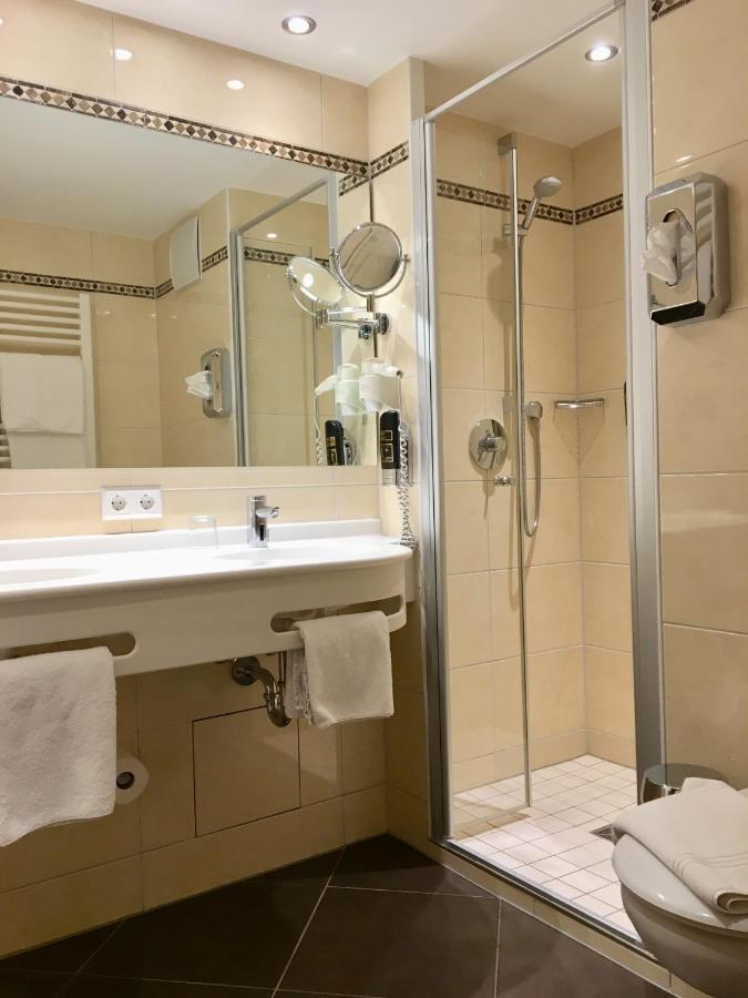 Hotel Engel อูล์ม ภายนอก รูปภาพ